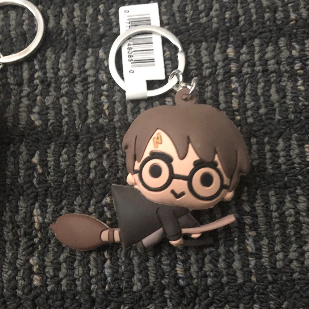🍄 Choose by Size Keychains of Characters - Picture 6 of 8